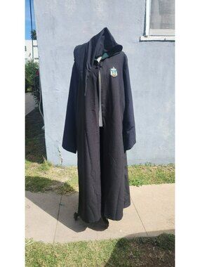 Harry Potter Slytherin Robe Universal Studios NWT size L